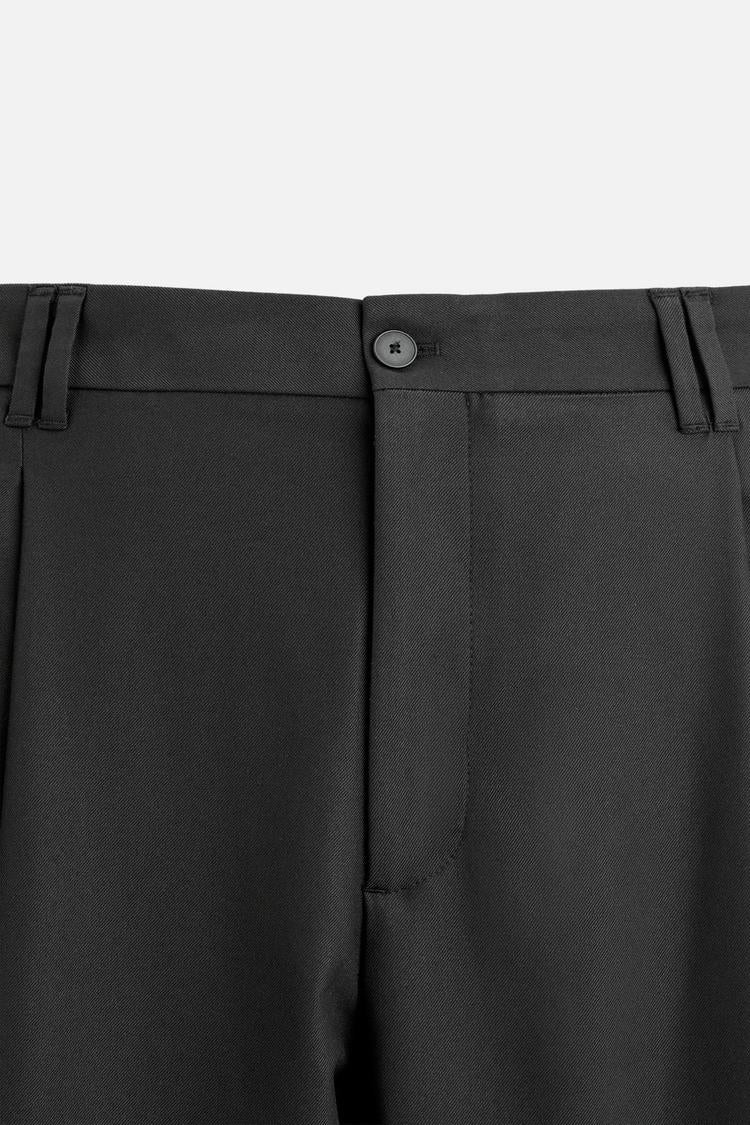 PANTALÓN DE CULOTTE DESCONTRAÍDO CON PLISES