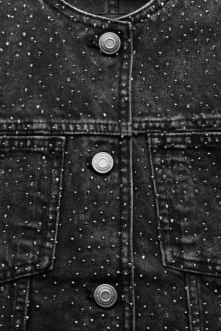 VESTE EN JEAN AVEC BRILLANTS